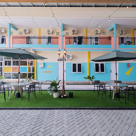 Sans Wm Hotel Blitar Ngoại thất bức ảnh