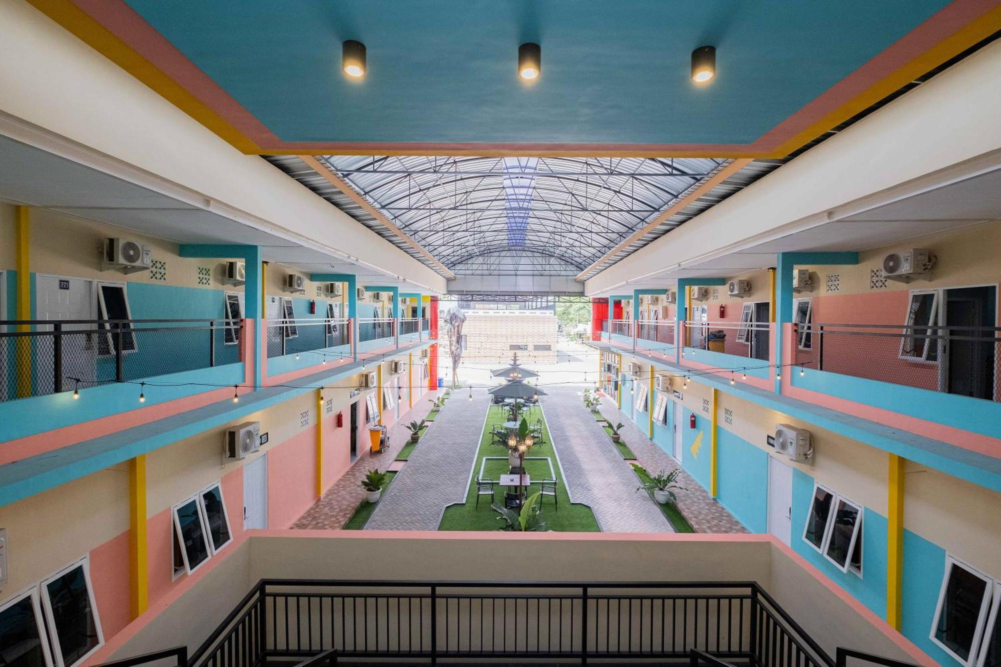 Sans Wm Hotel Blitar Ngoại thất bức ảnh