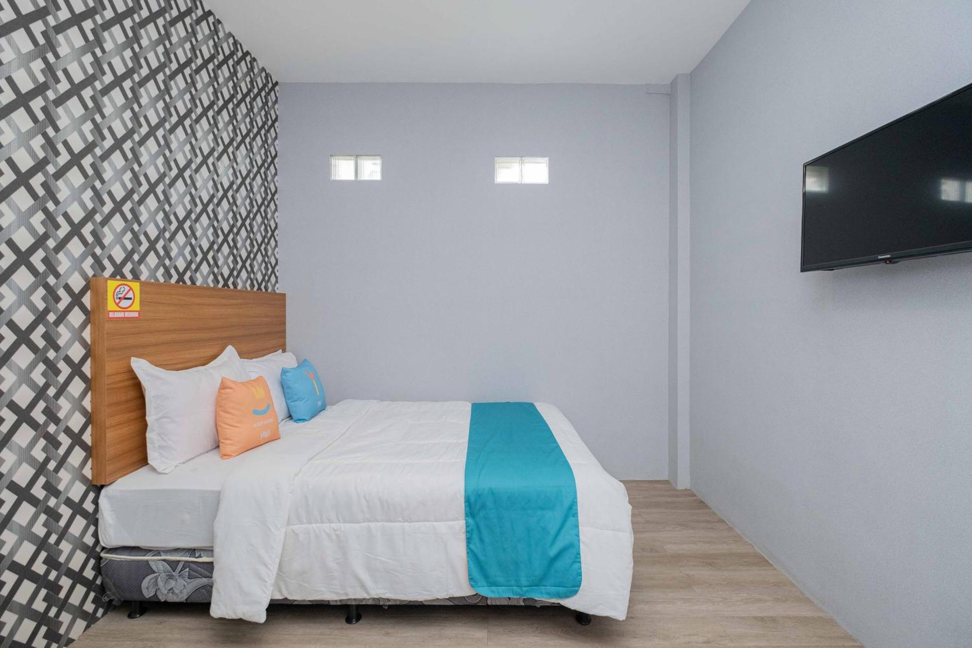 Sans Wm Hotel Blitar Ngoại thất bức ảnh