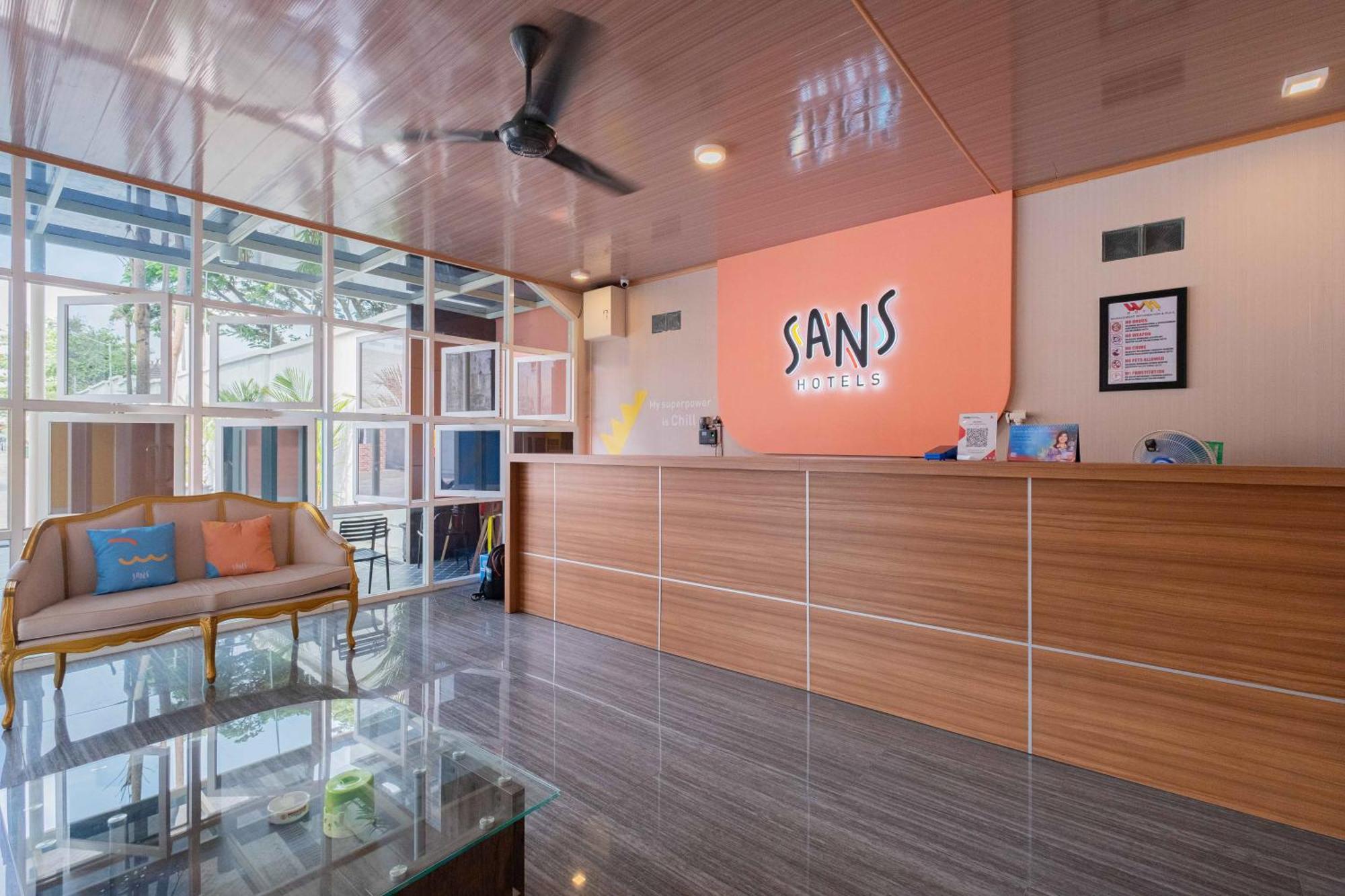 Sans Wm Hotel Blitar Ngoại thất bức ảnh