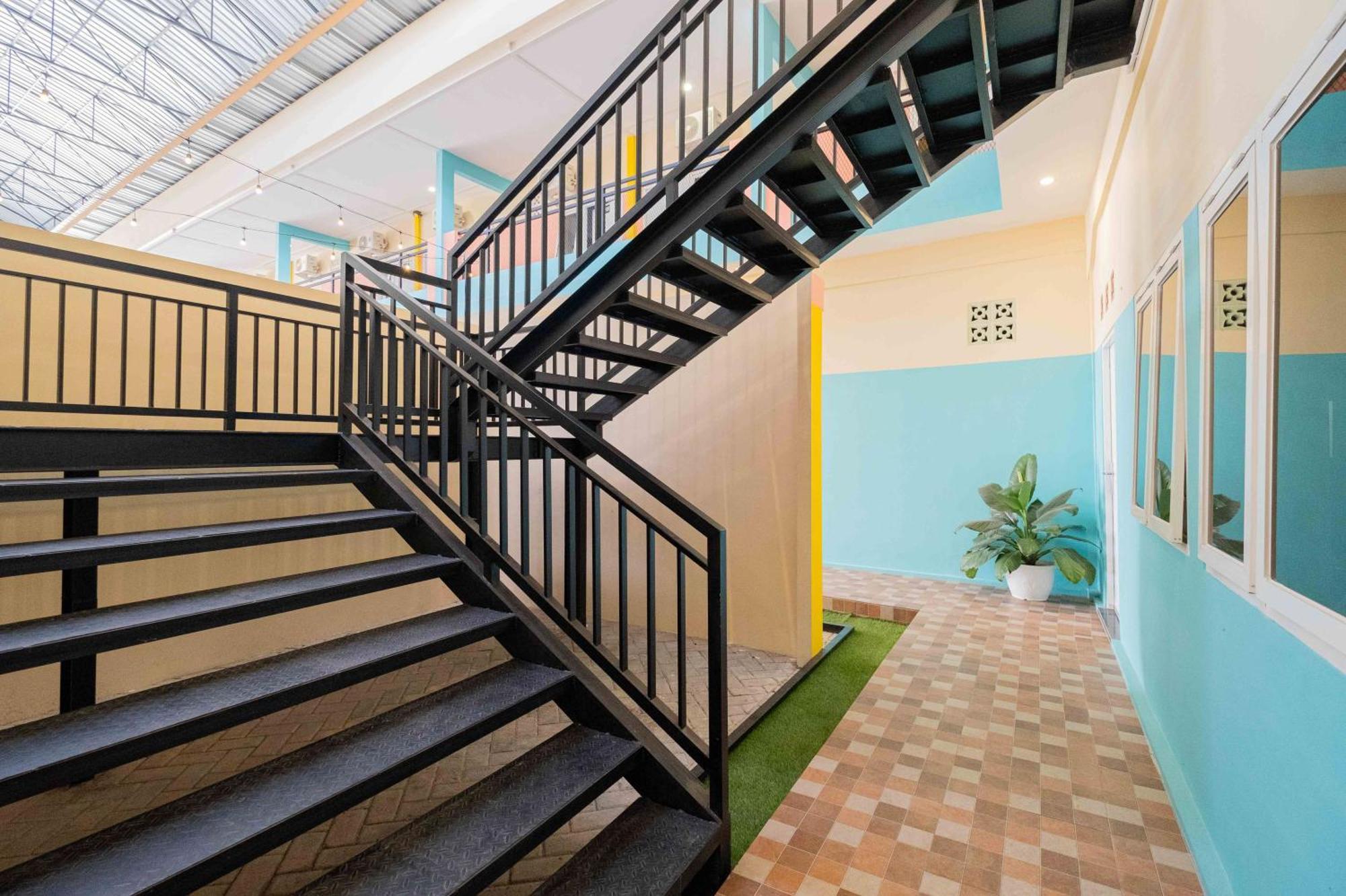 Sans Wm Hotel Blitar Ngoại thất bức ảnh